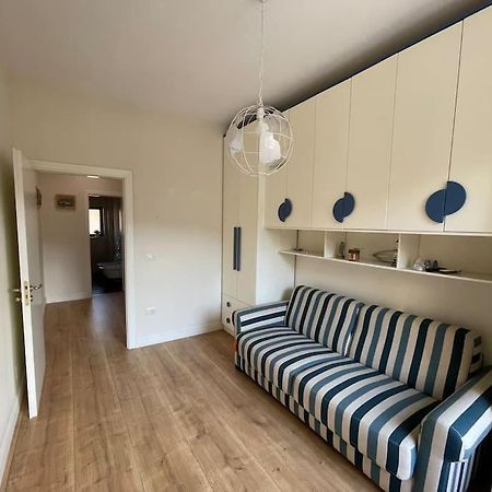 Sun Apartment In The Heart Of Τίρανα Εξωτερικό φωτογραφία
